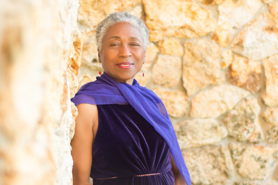 Dr.Gail