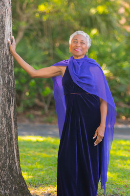 Dr.Gail