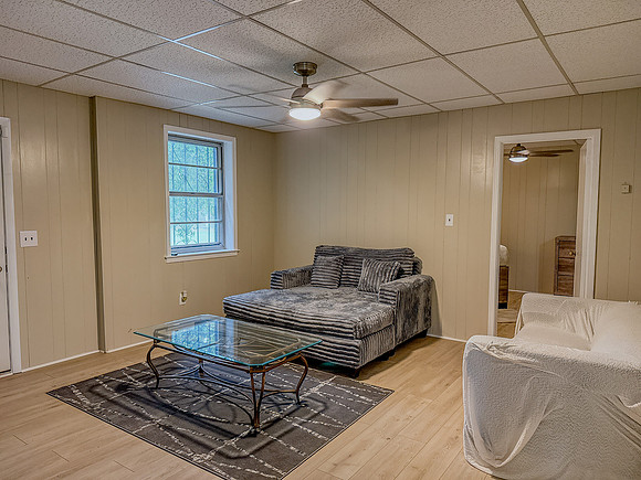 Airbnb-59