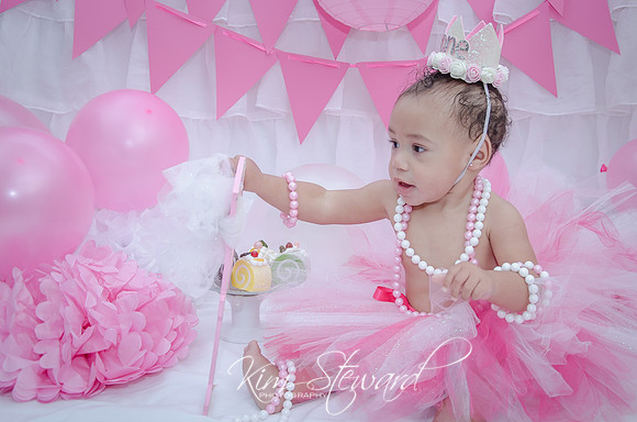 Ameera-20