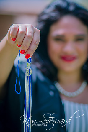 GradMary2019-23