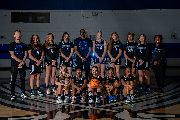 Lady Pirates-23