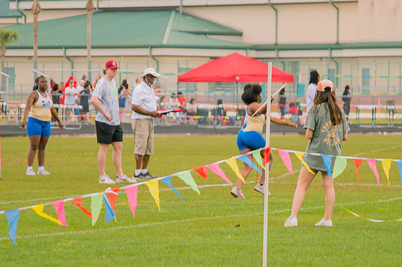 TrackRelay-103