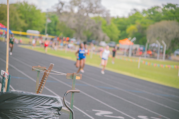 TrackRelay-196