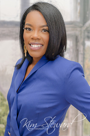 Nicole-25