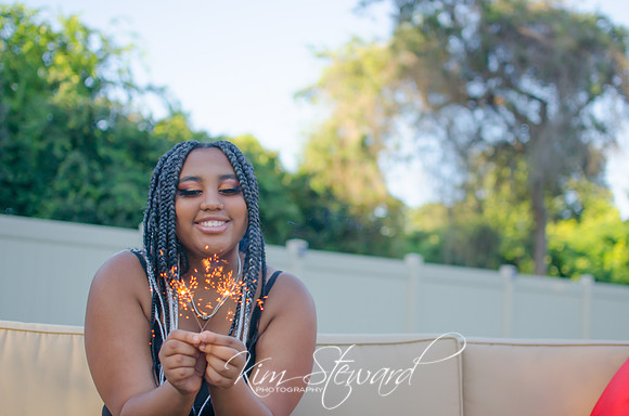 Kyla-208