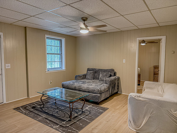 Airbnb-60