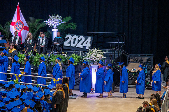 Grad2024-15